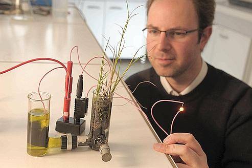 5afd7300-2171-11e1-9b63-c9a21c0853bc