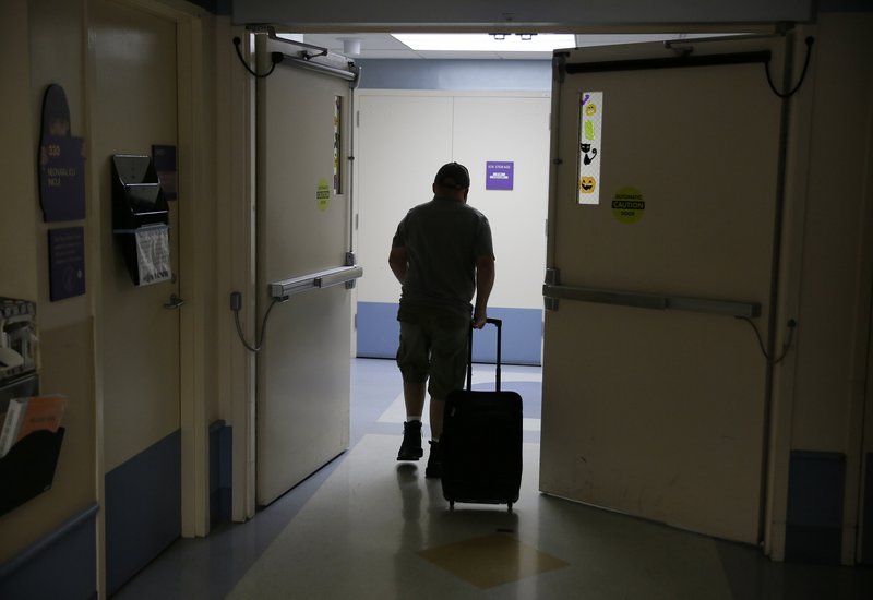 美国科学家首次尝试直接在人体内编辑DNA