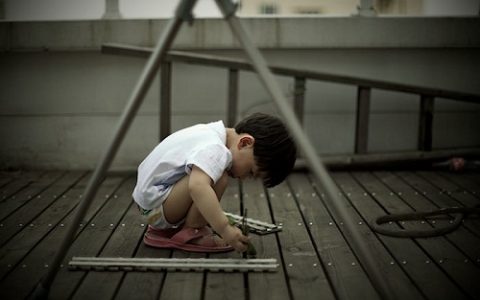 自闭症具有先天性? 研究显示和孕妇的细菌感染有直接关系