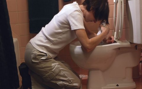 如何有效控制孕期恶心呕吐?