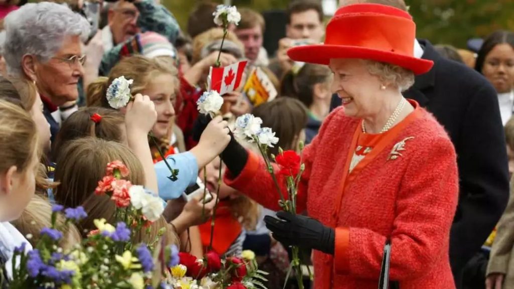 现今加拿大是一个独立的国家，但是英国王室在加拿大仍然备受推崇（来源：ANDRE FORGET/AFP/GETTY IMAGES）