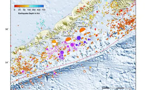 美国阿拉斯加发生M 8.2地震