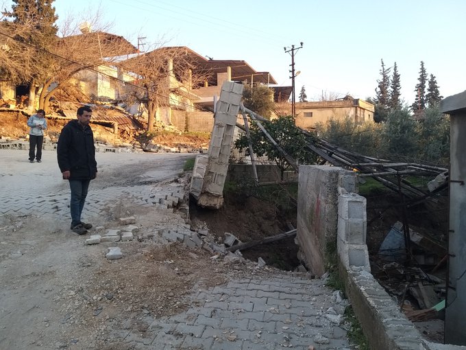 2023年土耳其地震地表破裂野外照片集锦