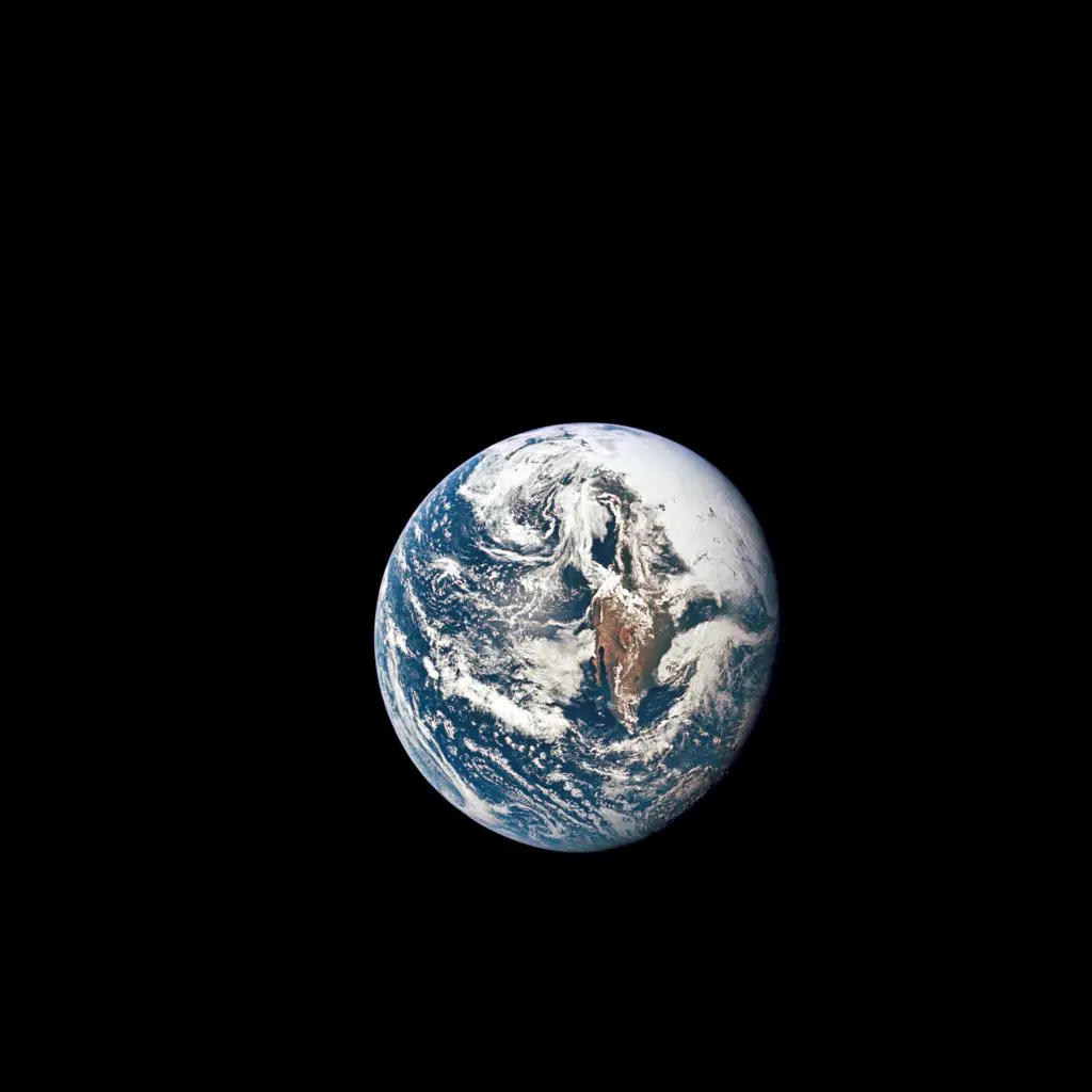 48年前的地球照片