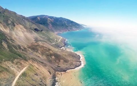 美国加州1号公路被滑坡所冲断