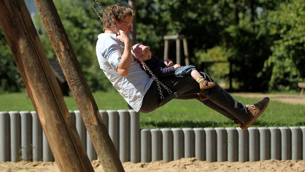 为了子女健康,最好在40岁之前结婚生育